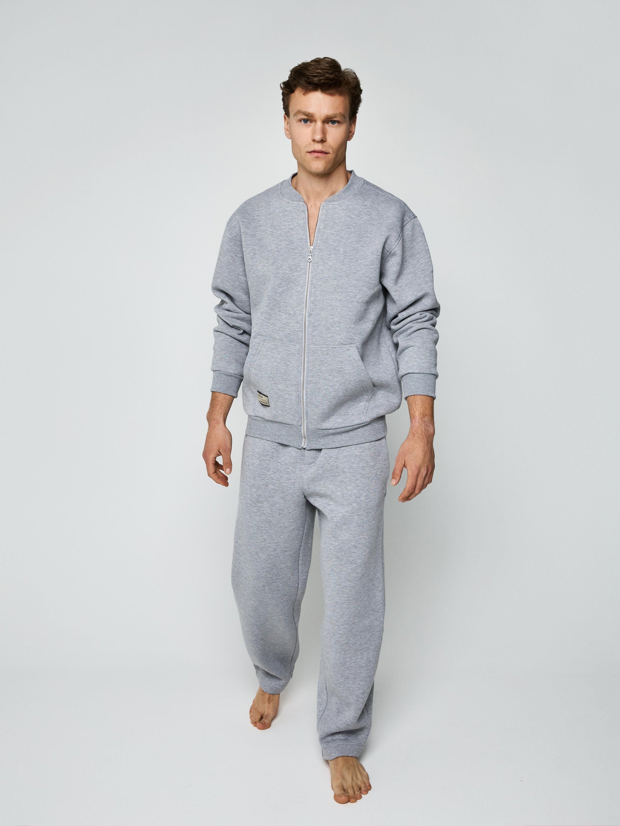 SPRING zip up sweatshirt and loose fit pants – pudrinė